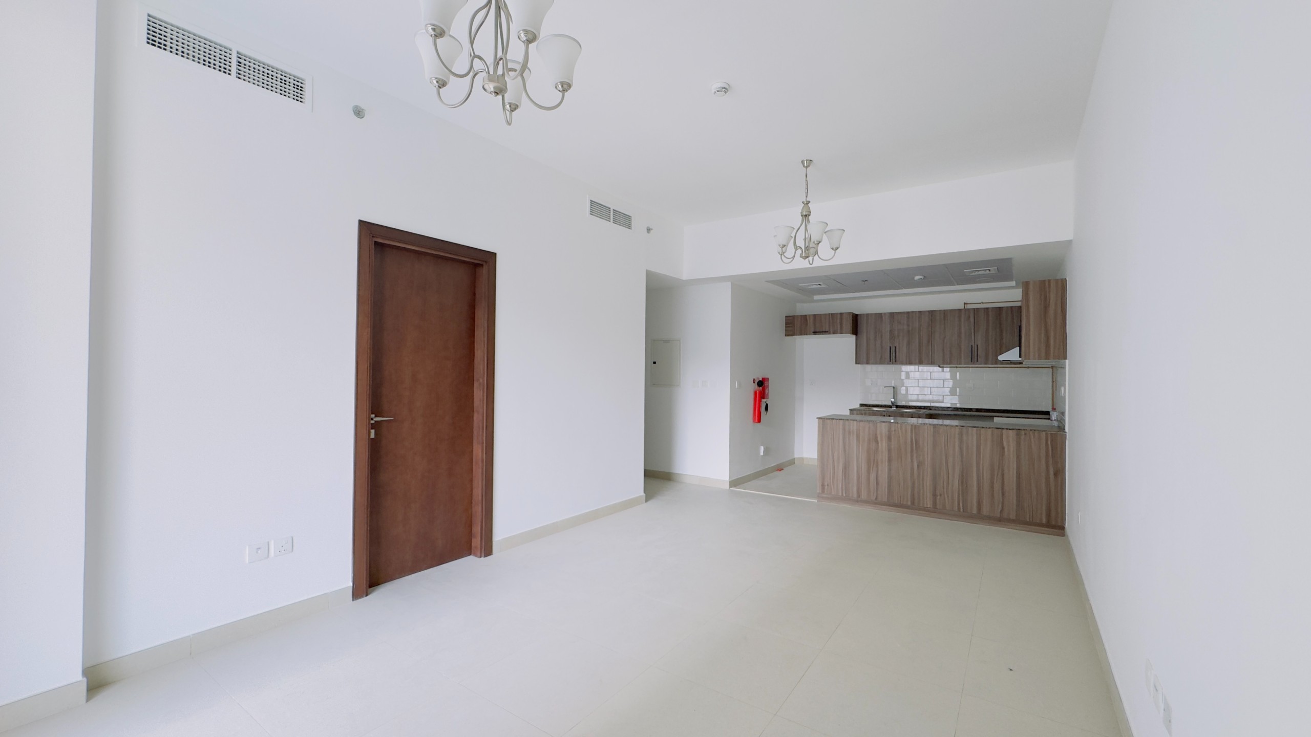 Brand New 2 Bedroom Apartment for Rent in Dubai Studio City - Thumbnail 6