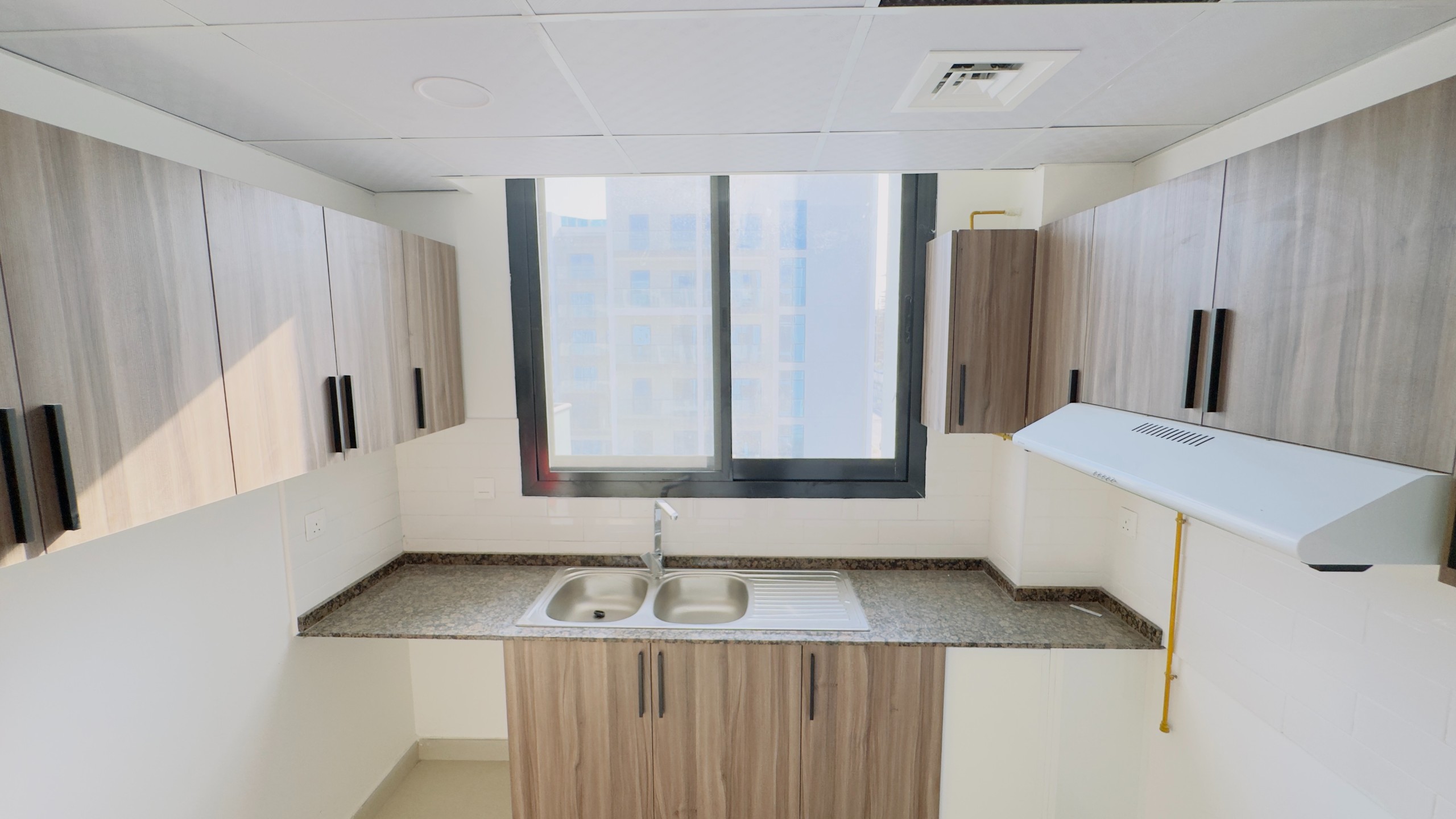 Brand New 1 Bedroom Apartment for Rent in Dubai Studio City - Thumbnail 2