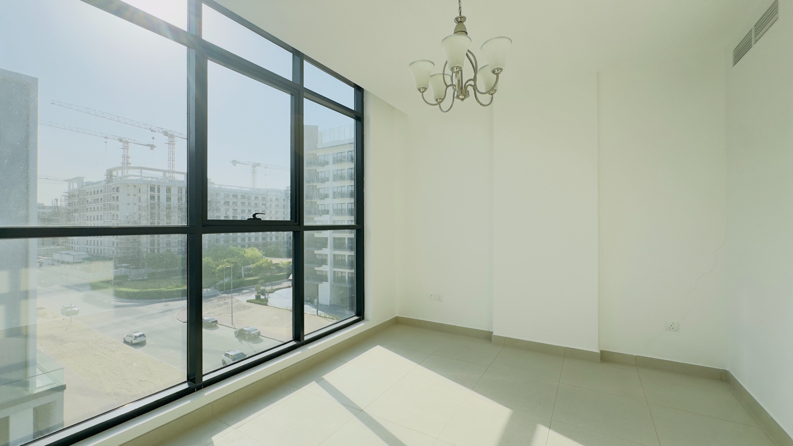 Brand New 1 Bedroom Apartment for Rent in Dubai Studio City - Thumbnail 3