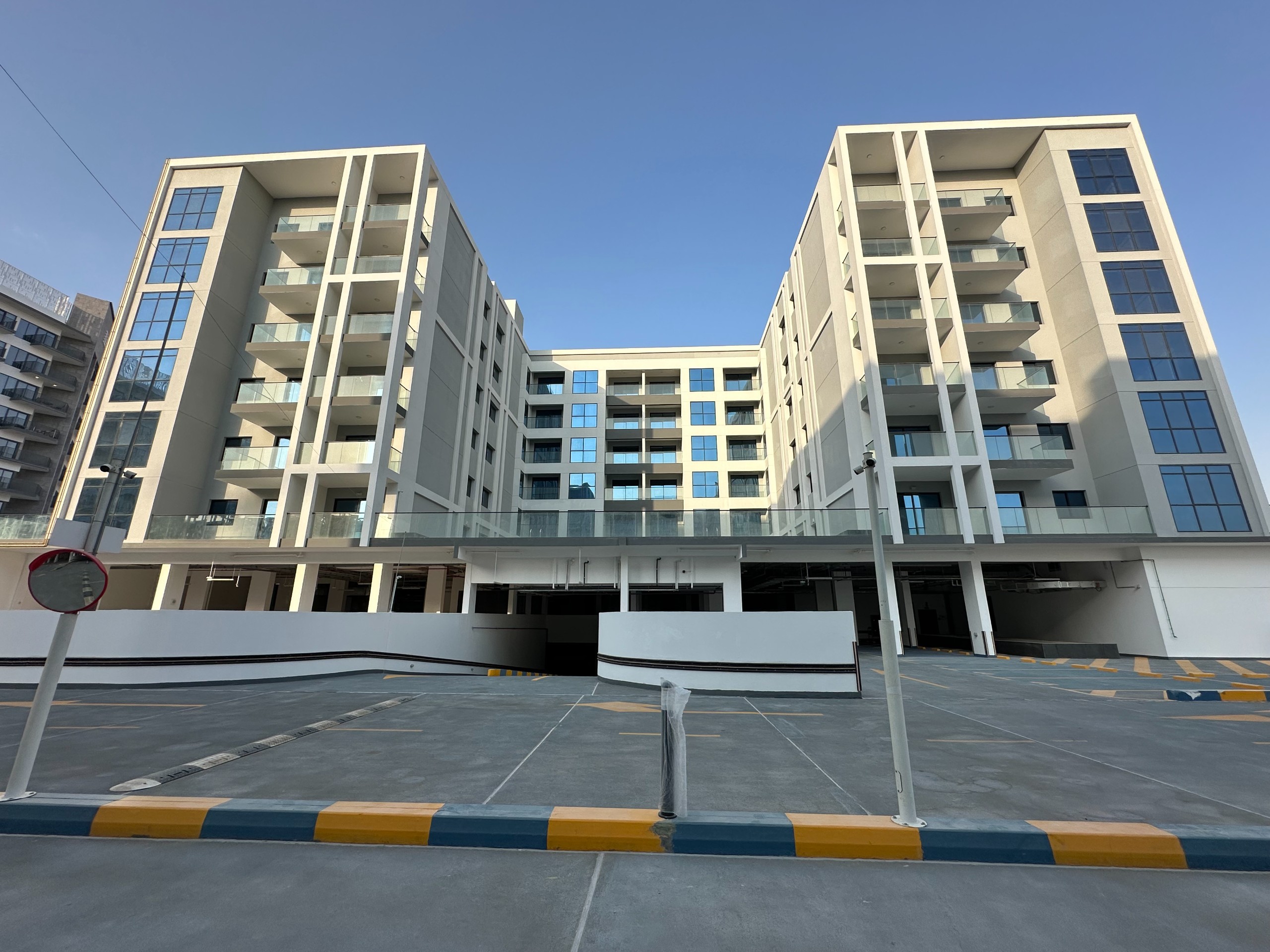 Brand New 1 & 2 Bedroom Apartments for Rent | Dubai Studio City | Full Building - Thumbnail 3